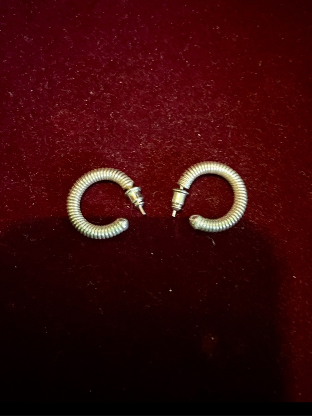 Ribbed Spring Hoop Earrings - Picture 2 of 6